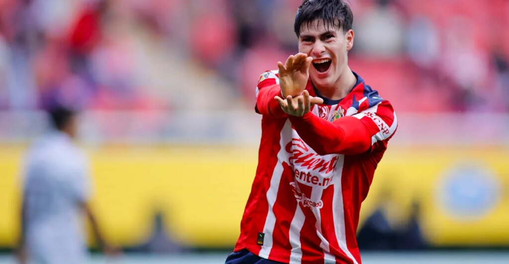 El gran inicio de las Chivas continúa tras vencer a Querétaro.