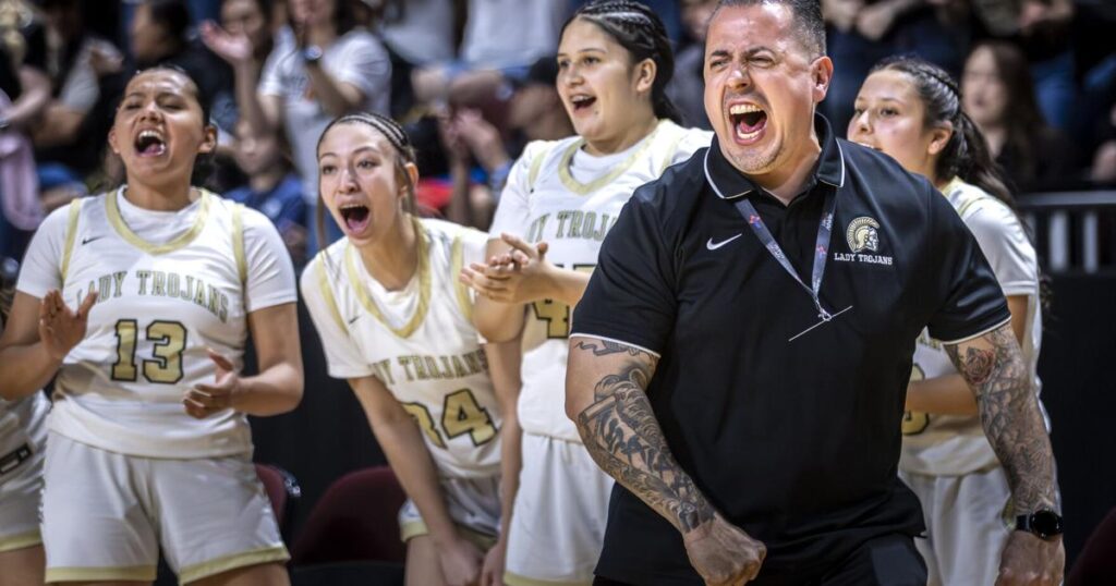 Mesa Vista llega a su primer juego por el título estatal tras vencer a Laguna-Acoma en las semifinales de 2A.