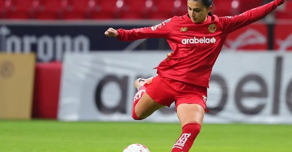 ¡Es cosa de familia! Kayla Fernández y cómo su familia la impulsó hacia la Liga MX Femenil