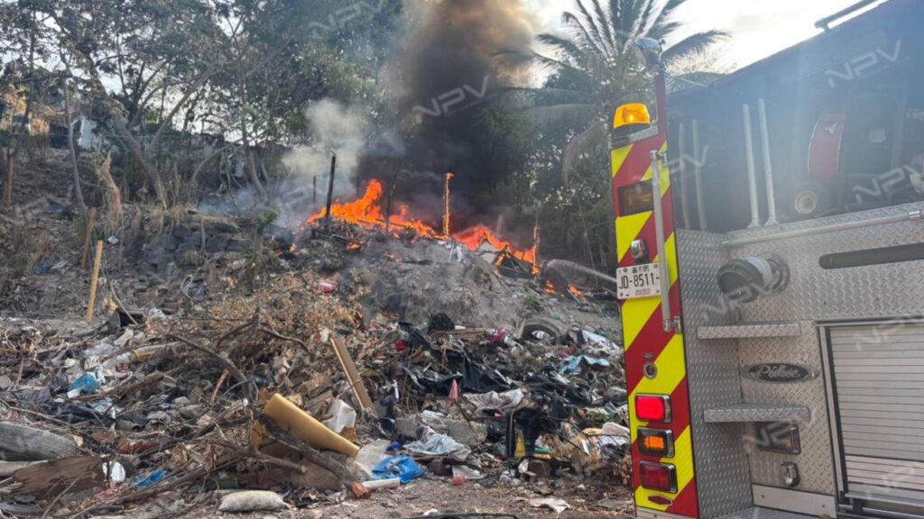 Conflicto de pareja acaba en incendio de vivienda en Cartolandia