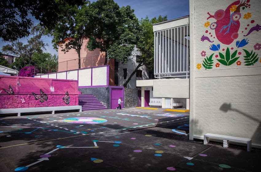 Sheinbaum se compromete a invertir 350 mil millones de pesos en la construcción de escuelas para 2030
